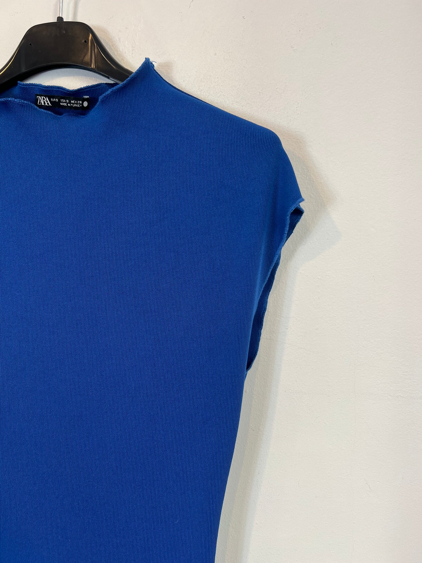 ZARA. Vestido canalé elástico azul T.s