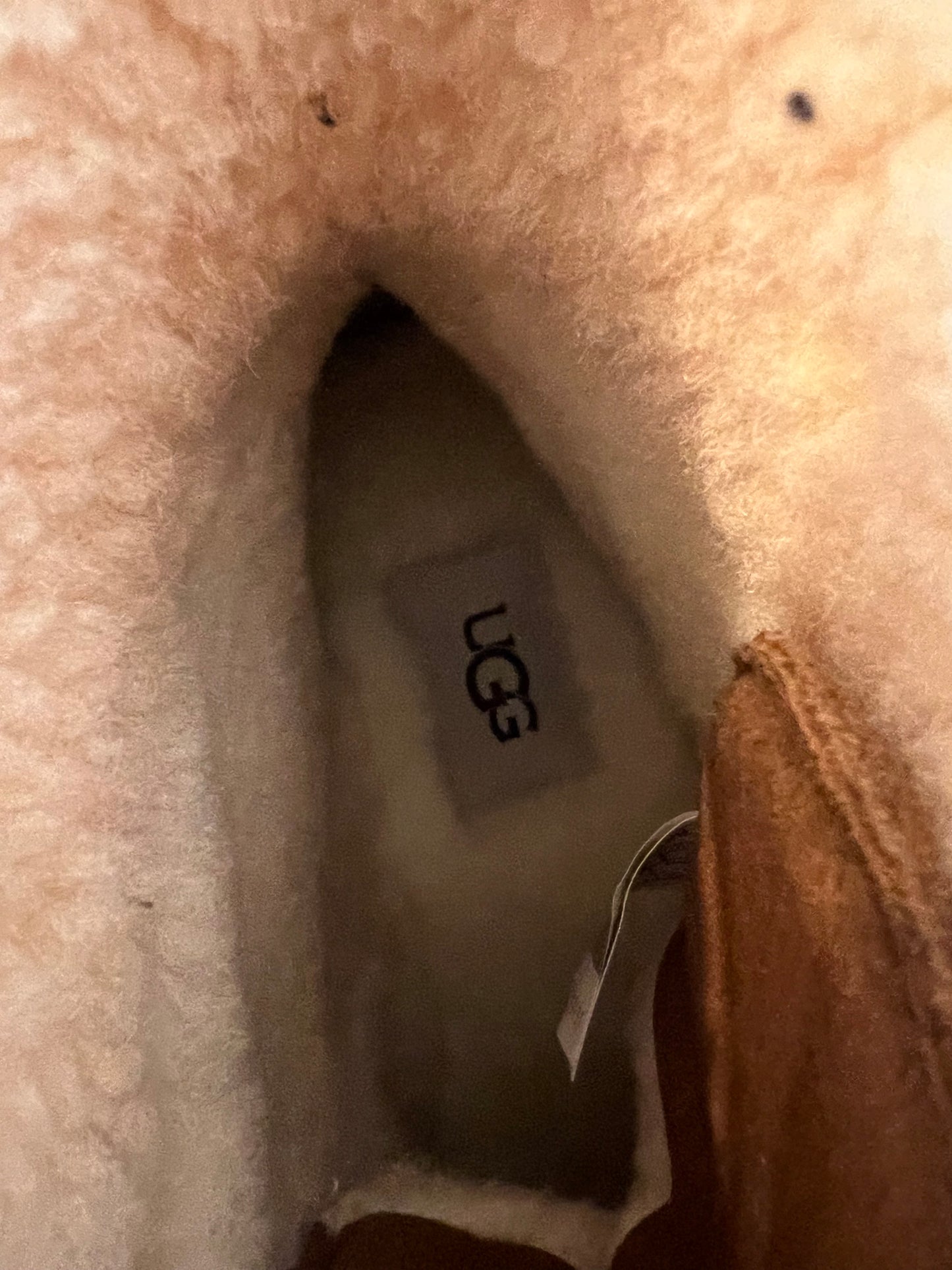 UGG.Botas camel piel borrego T.38