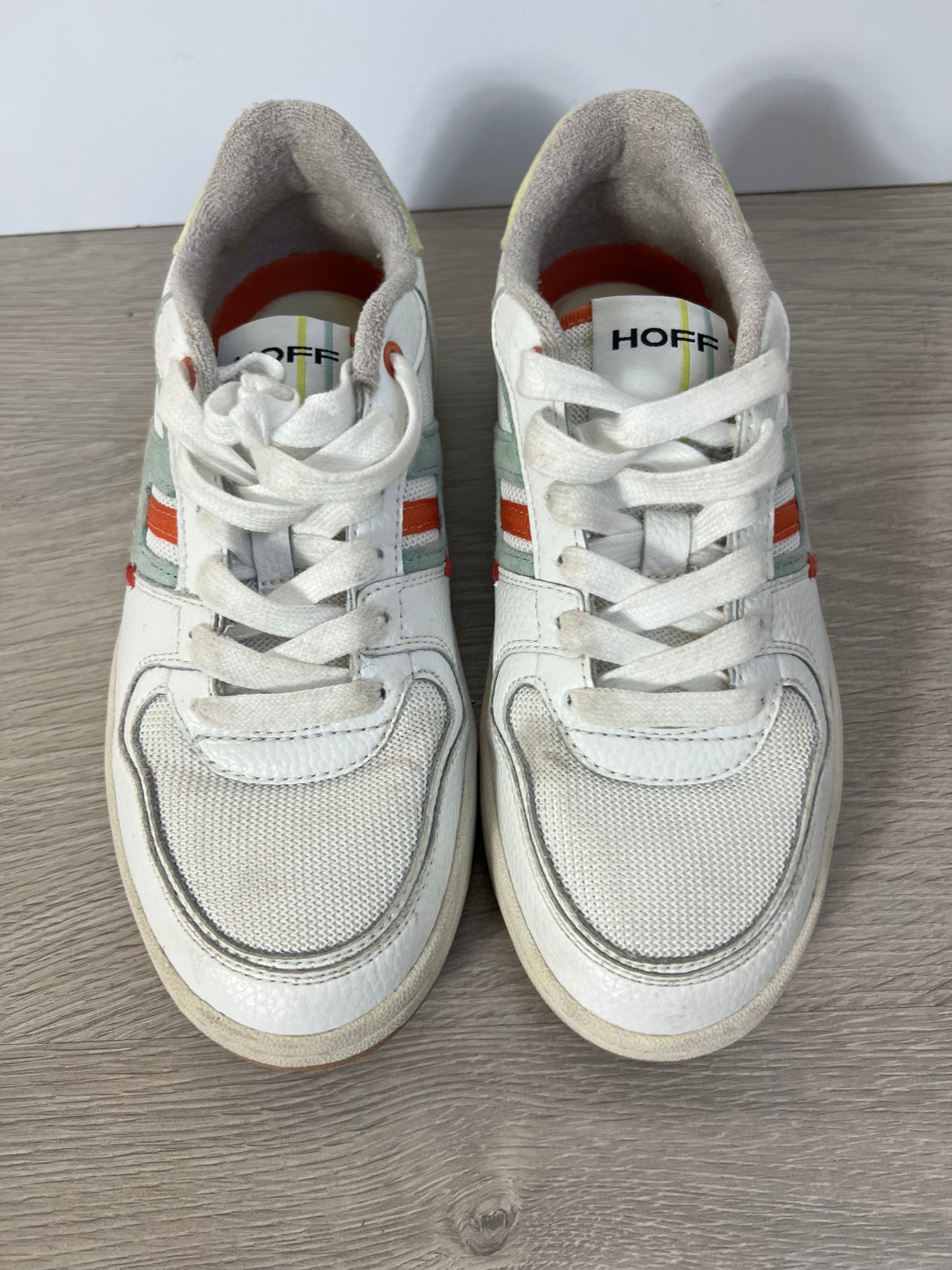 HOFF. White textured sneaker. Size 37