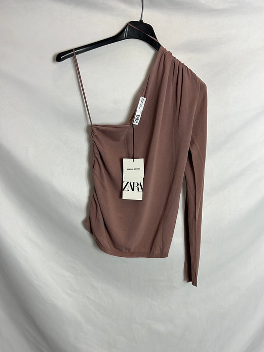 ZARA. Top punto asimétrico rosa palo. T S