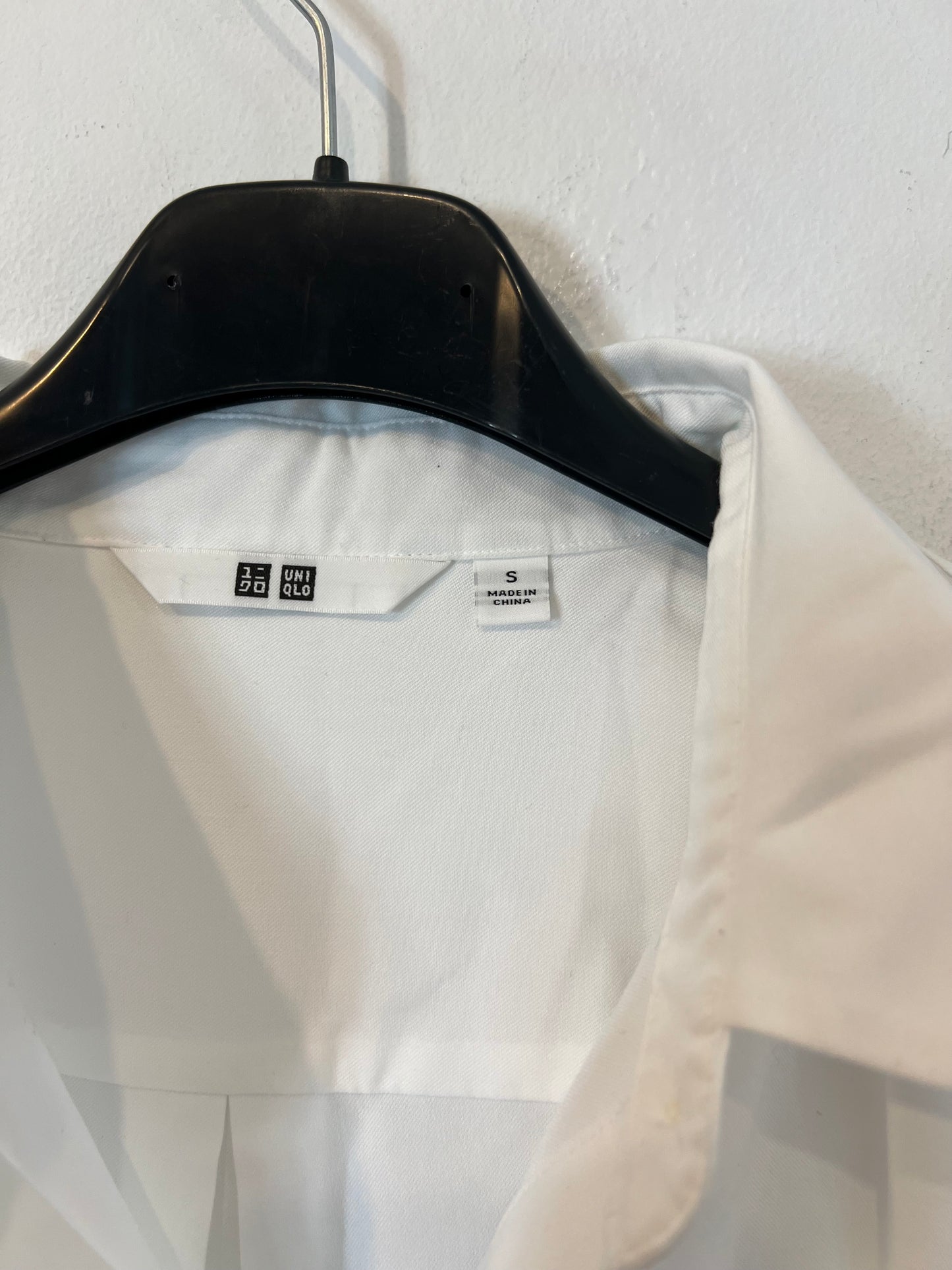 UNIQLO. Blusa blanca básica T.s
