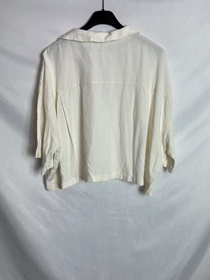 ZARA. Blusa manga corta color crudo. T S