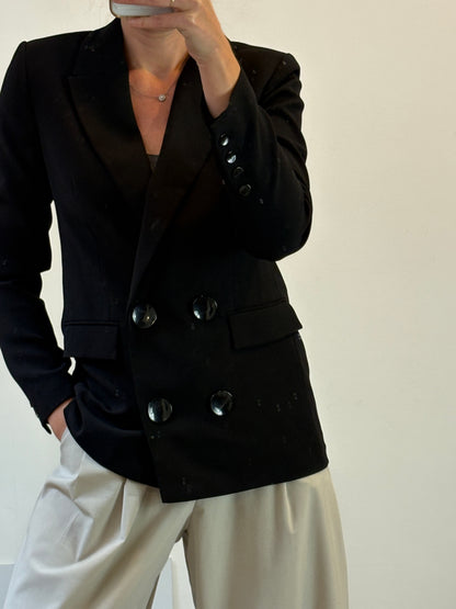 ZARA. Blazer negra fluida
