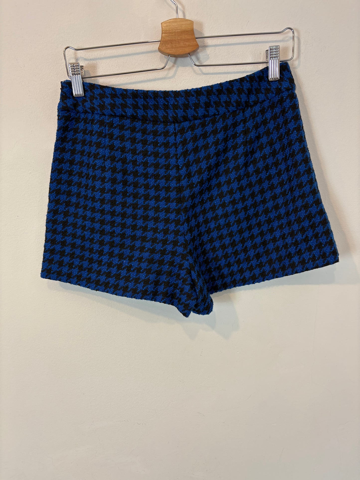 ZARA. Falda pantalón tweed pata de gallo