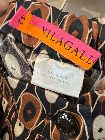 VILAGALLO. Total look fluido estampado geométrico