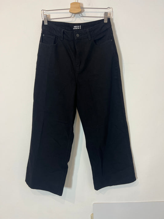 KIABI. Pantalón negro denim  T.38