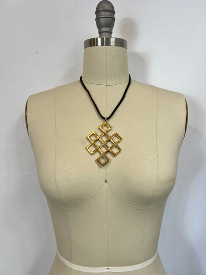 TAY. Colgante pieza cuadros