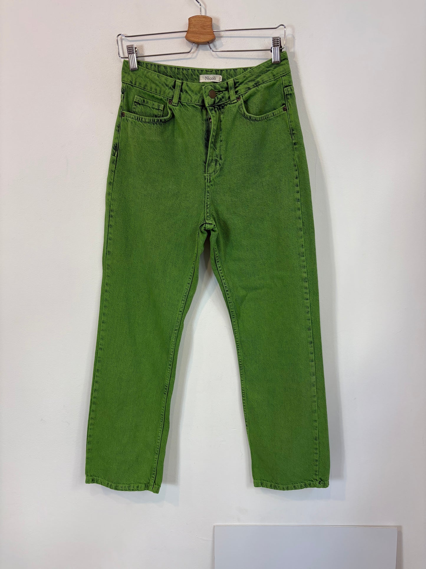 NICOLÍ. Denim recto verde