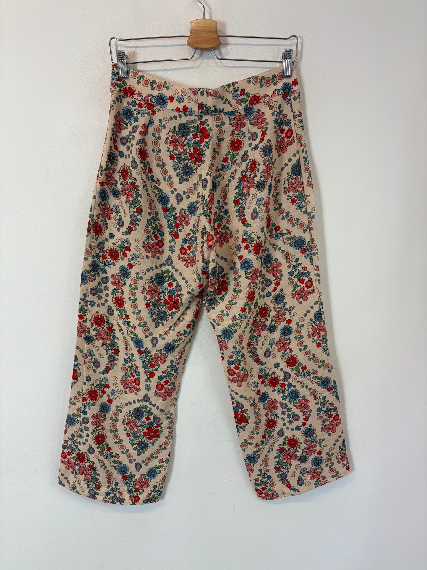JOSEPHINE. Pantalón fluido estampado