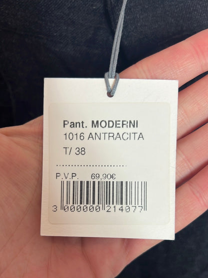 ESE O ESE. Pantalón fluido gris antracita. T 38