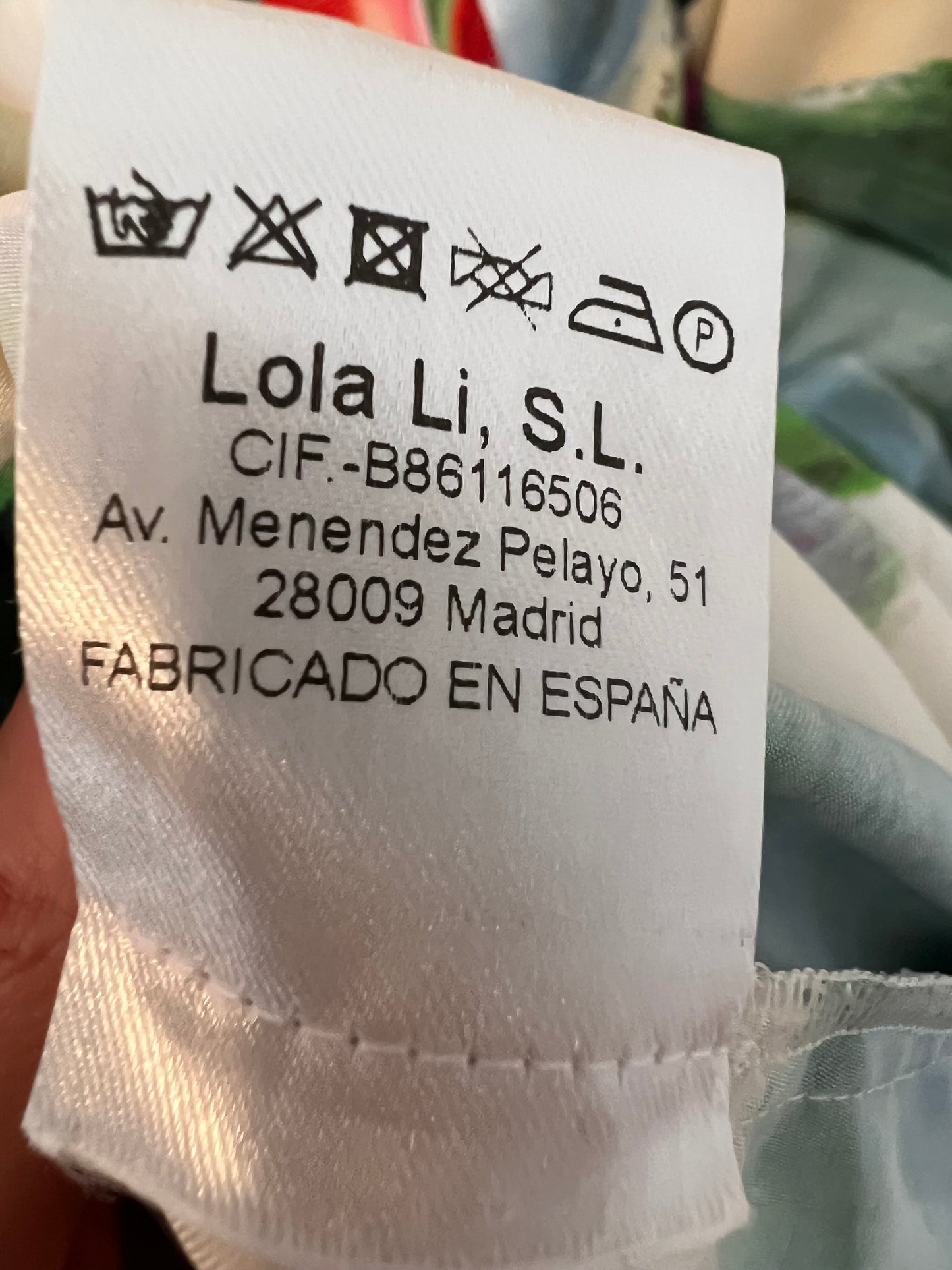 LOLA LI. Vestido midi flores nudo  T.36