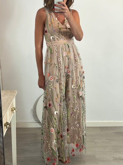 CHOKLATE. Vestido tull bordado. T.M