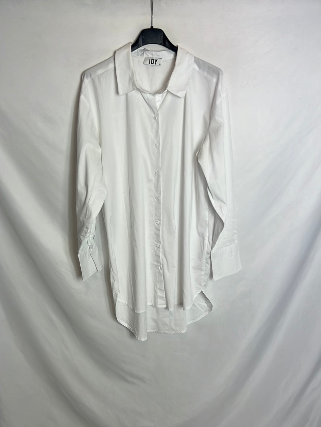 JDY. Camisa blanca larga. T 36