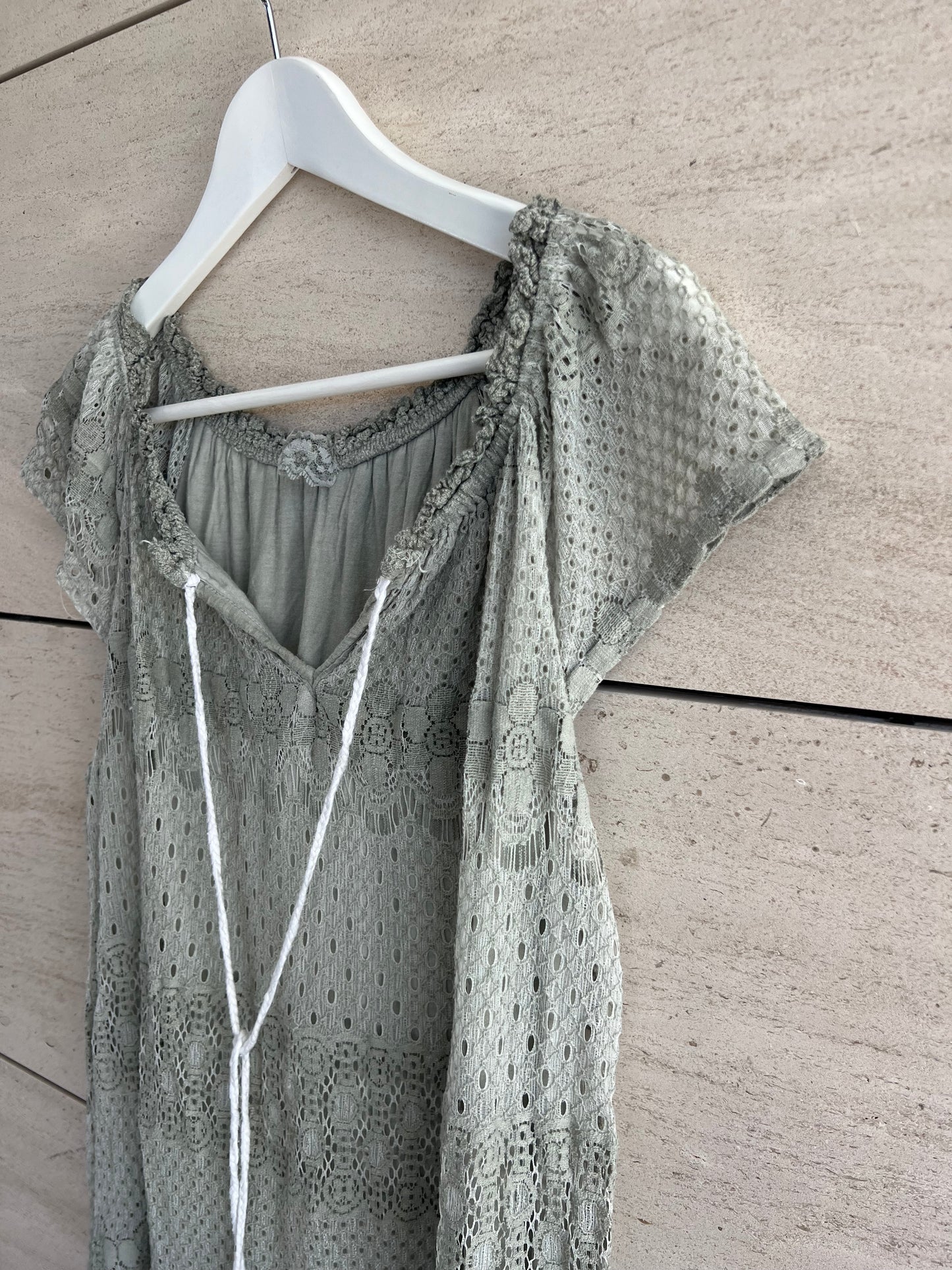 OTRAS. Vestido verde encaje TU(s)