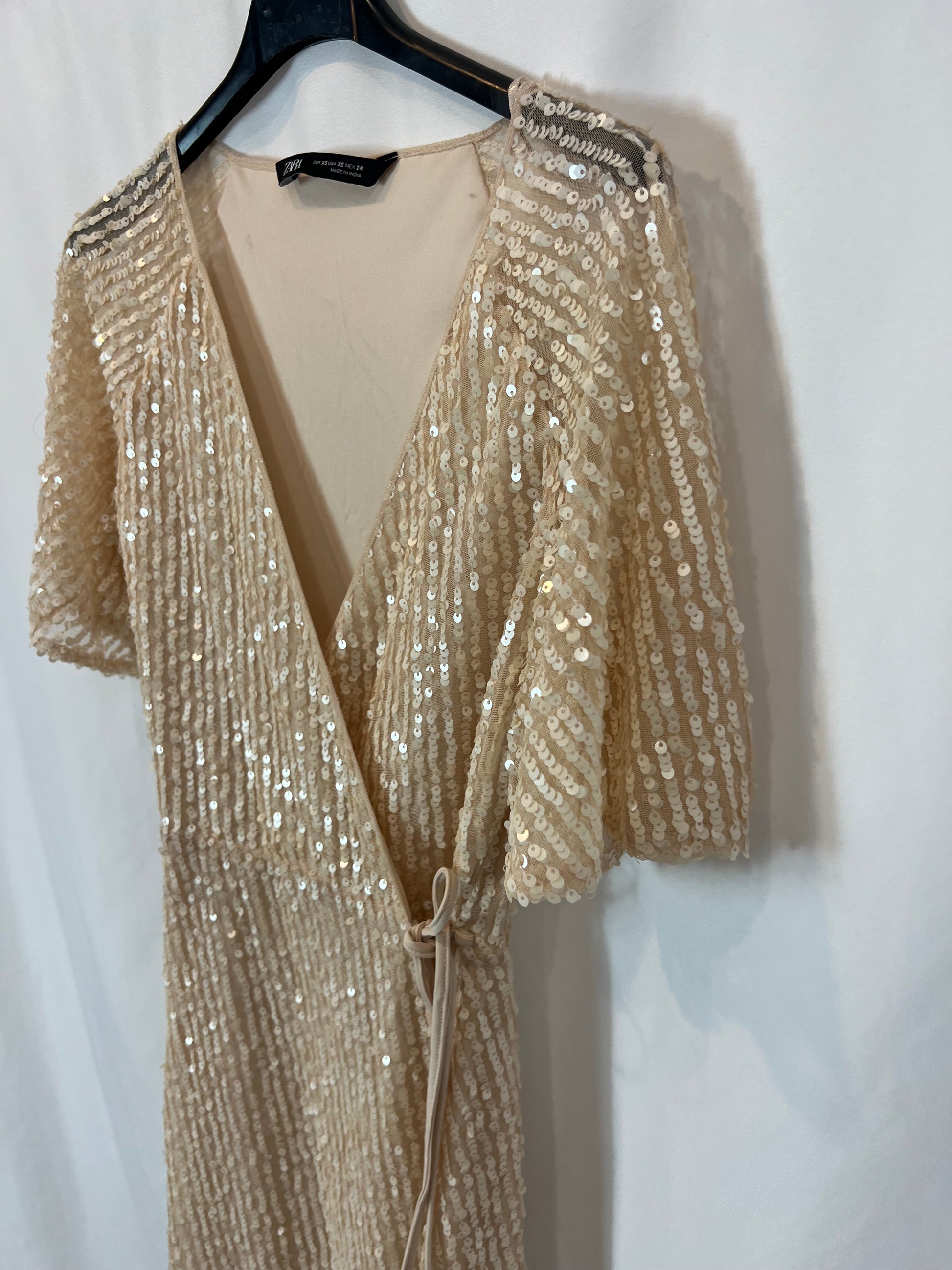 zara gold sequin dress ZARA. Short beige mini sequin dress. XS – Hibuy market