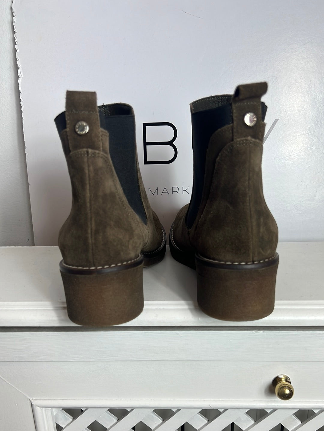 ZENDRA. Botas marrones T.40