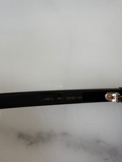 GUCCI. Gafas de sol negras