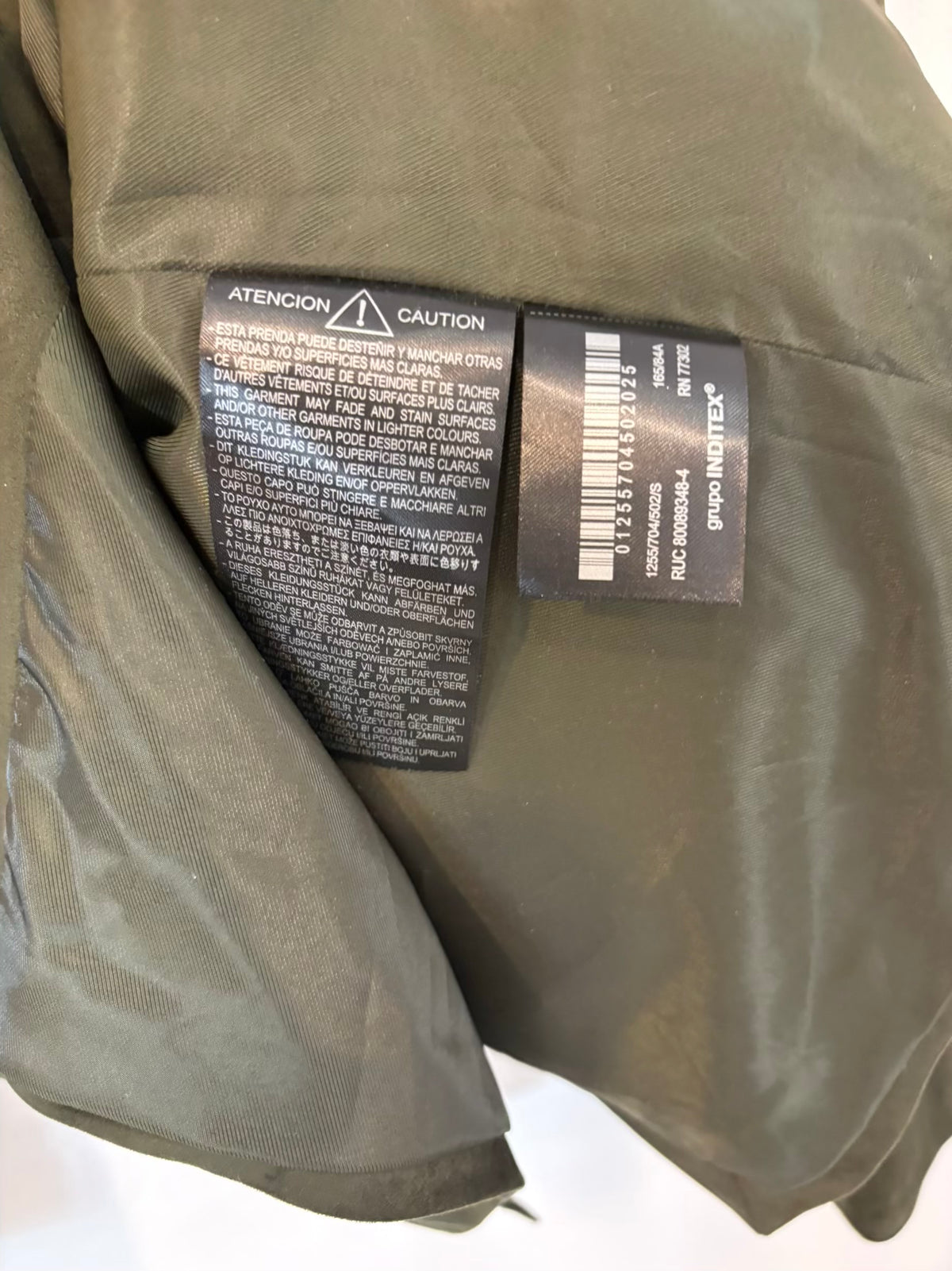 ZARA. Conjunto antelina verde