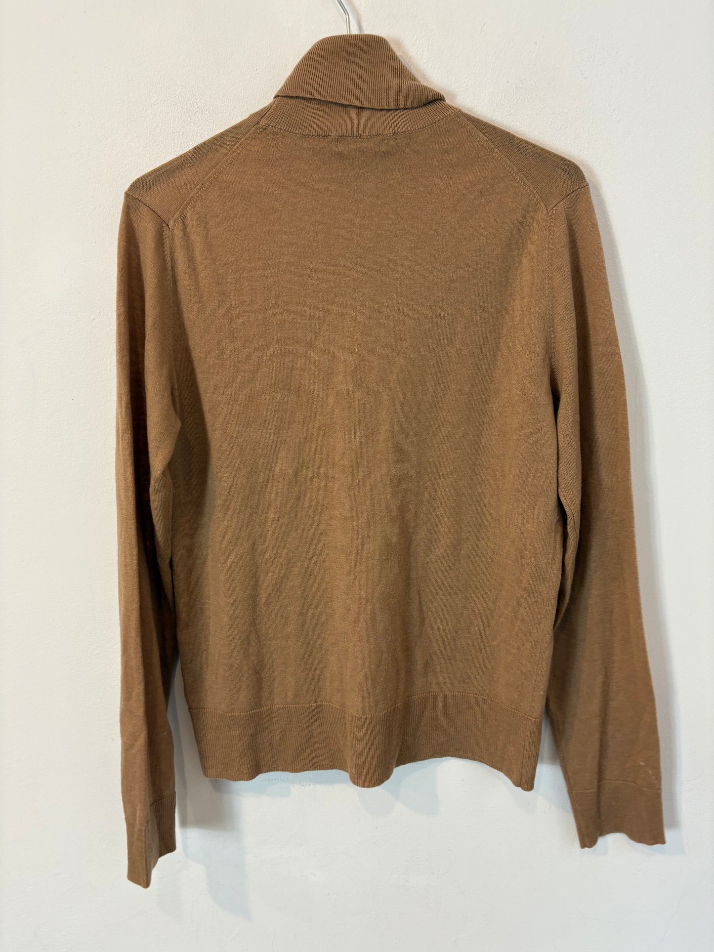 MASSIMO DUTTI. Jersey fino cuello vuelto