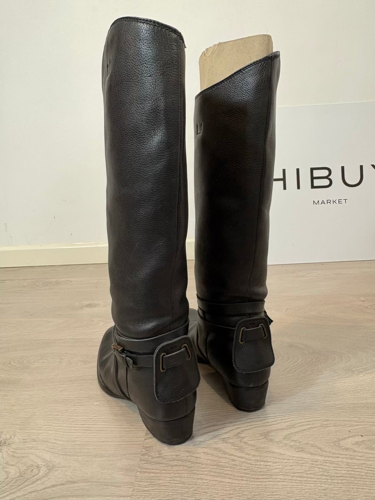 MASSIMO DUTTI. Botas altas piel camperas. T 40