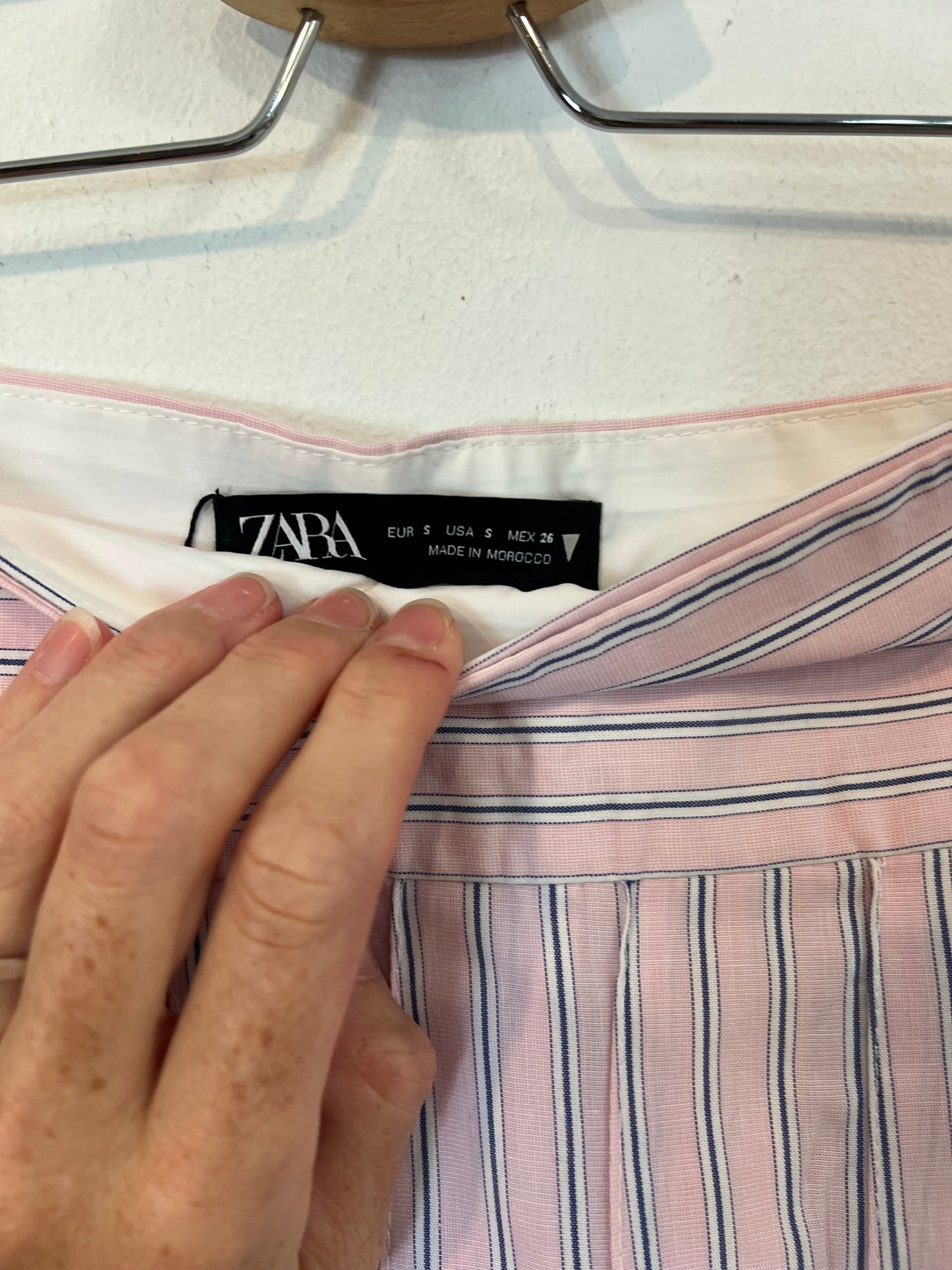 ZARA. Falda/pantalón rayas