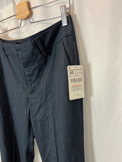 ZARA. Pantalón azul ancho T.40
