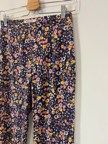 AMEÉ. Sleeveless fringed sweater S.(s)