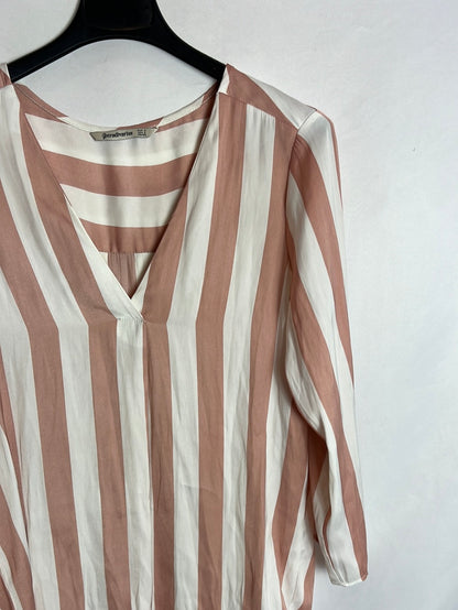 STRADIVARIUS. Blusa rayas rosas y blancas. T S