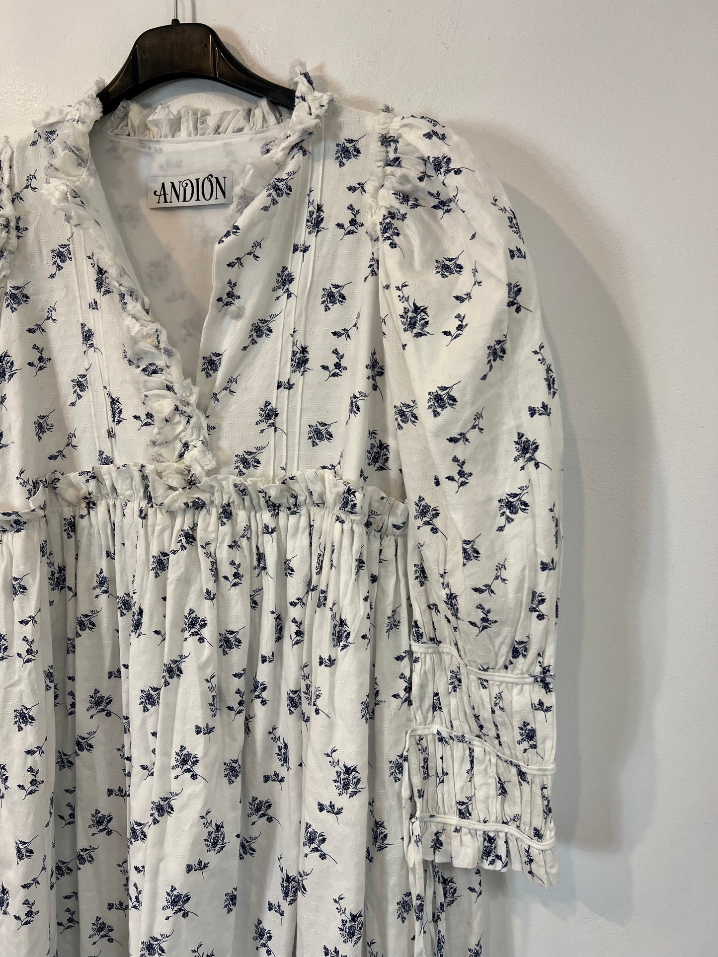 ANDION. Vestido blanco flores Tu(s)