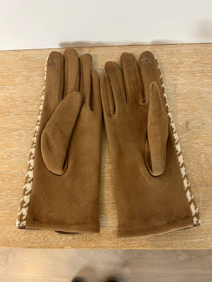 OTHERS. Beige houndstooth gloves. TM