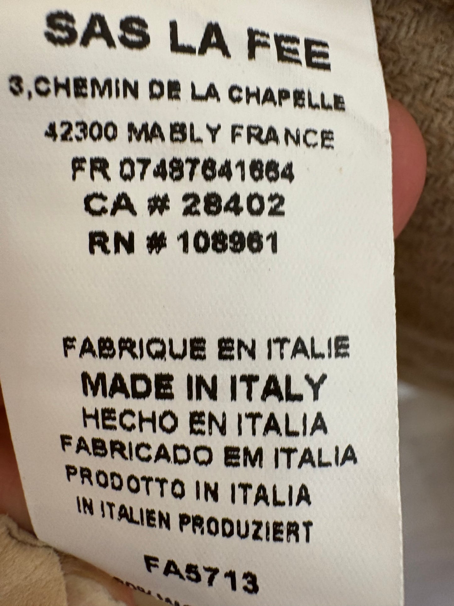 LA FÉE MARABOUTE. Chaleco camel bolsillos