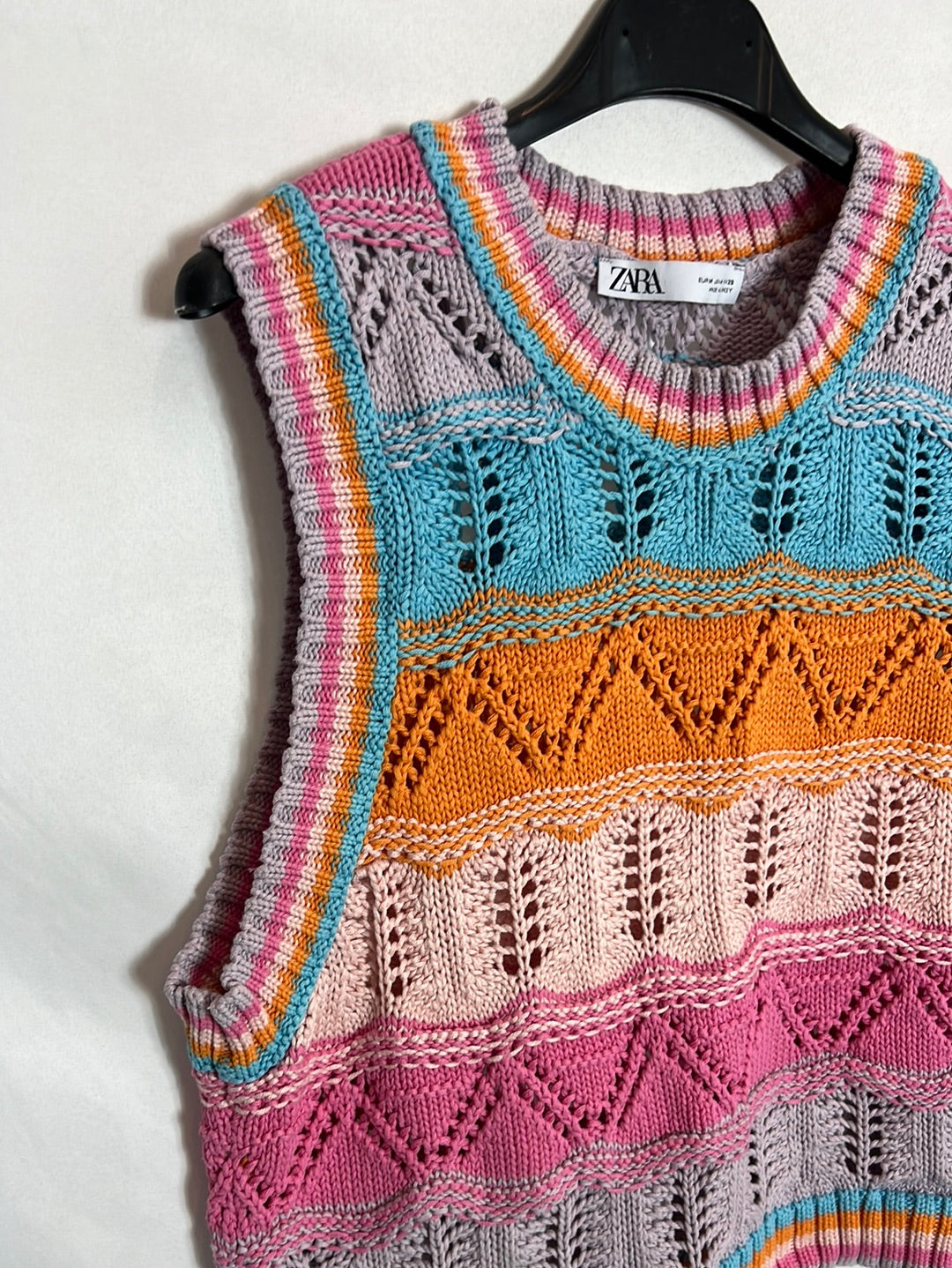 ZARA. Top punto calado colores. T M