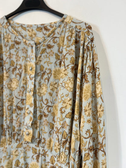 OTHERS. Light blue floral dress TU(38)