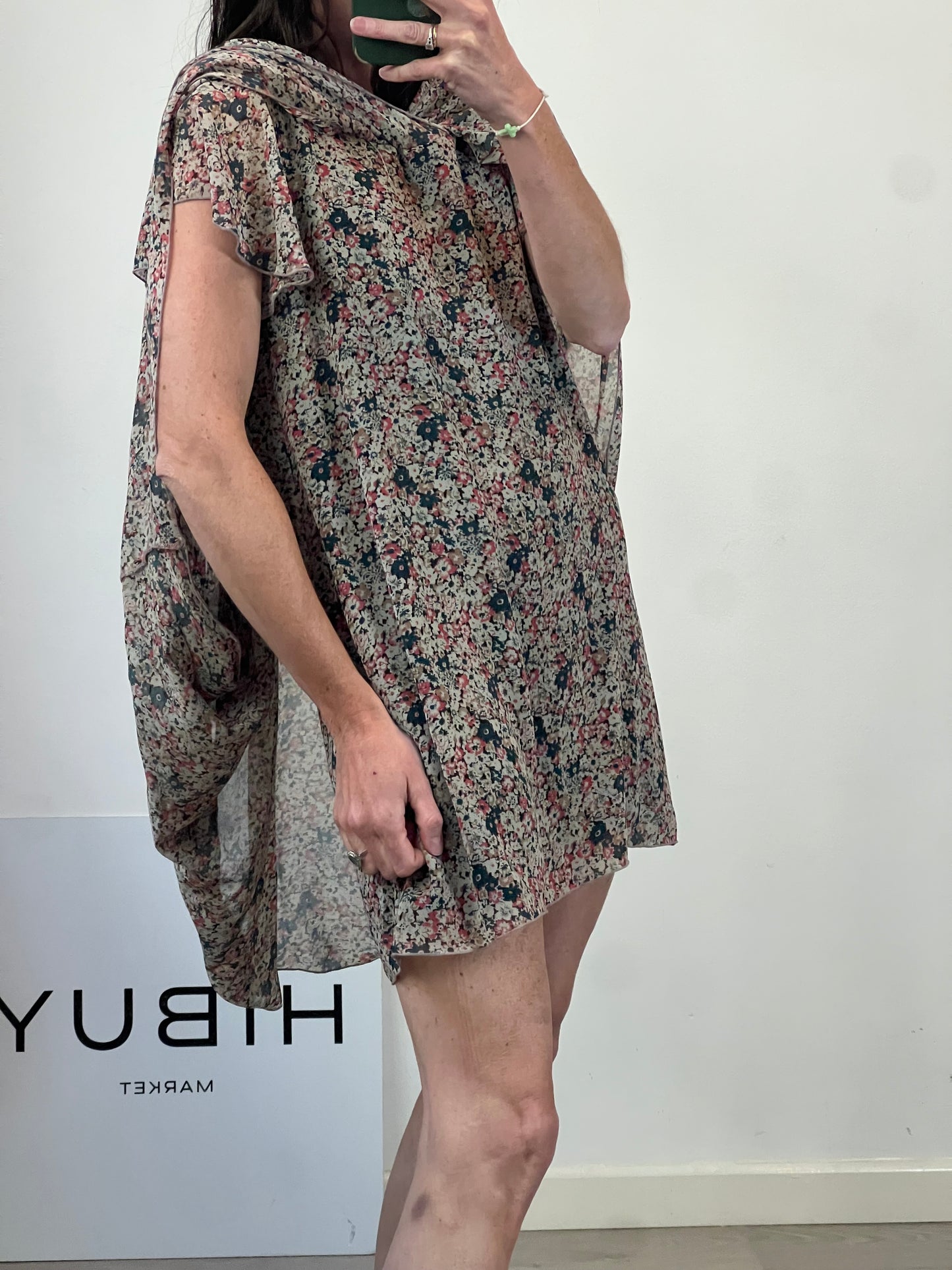 JOVONNISTA. Blusa flores fluida