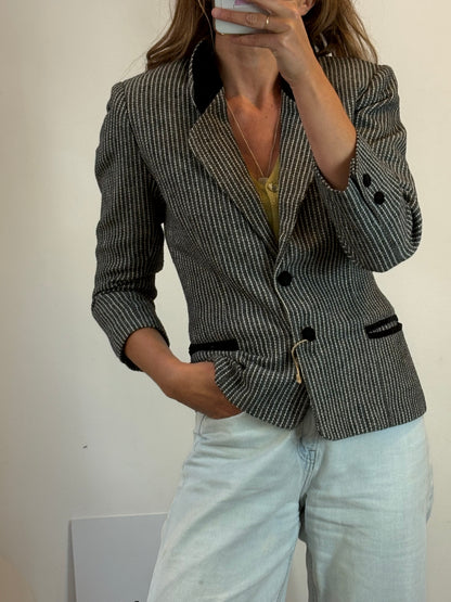 Blazer espiga detalles en terciopelo