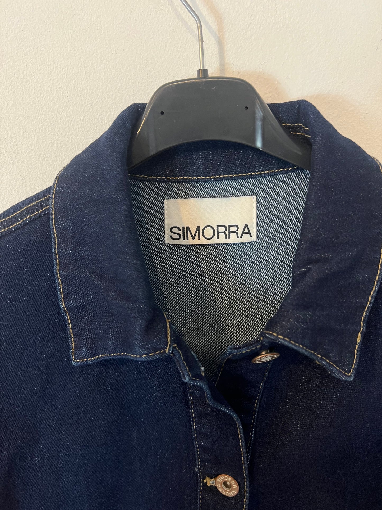 AMEÉ. Sleeveless fringed sweater S.(s)