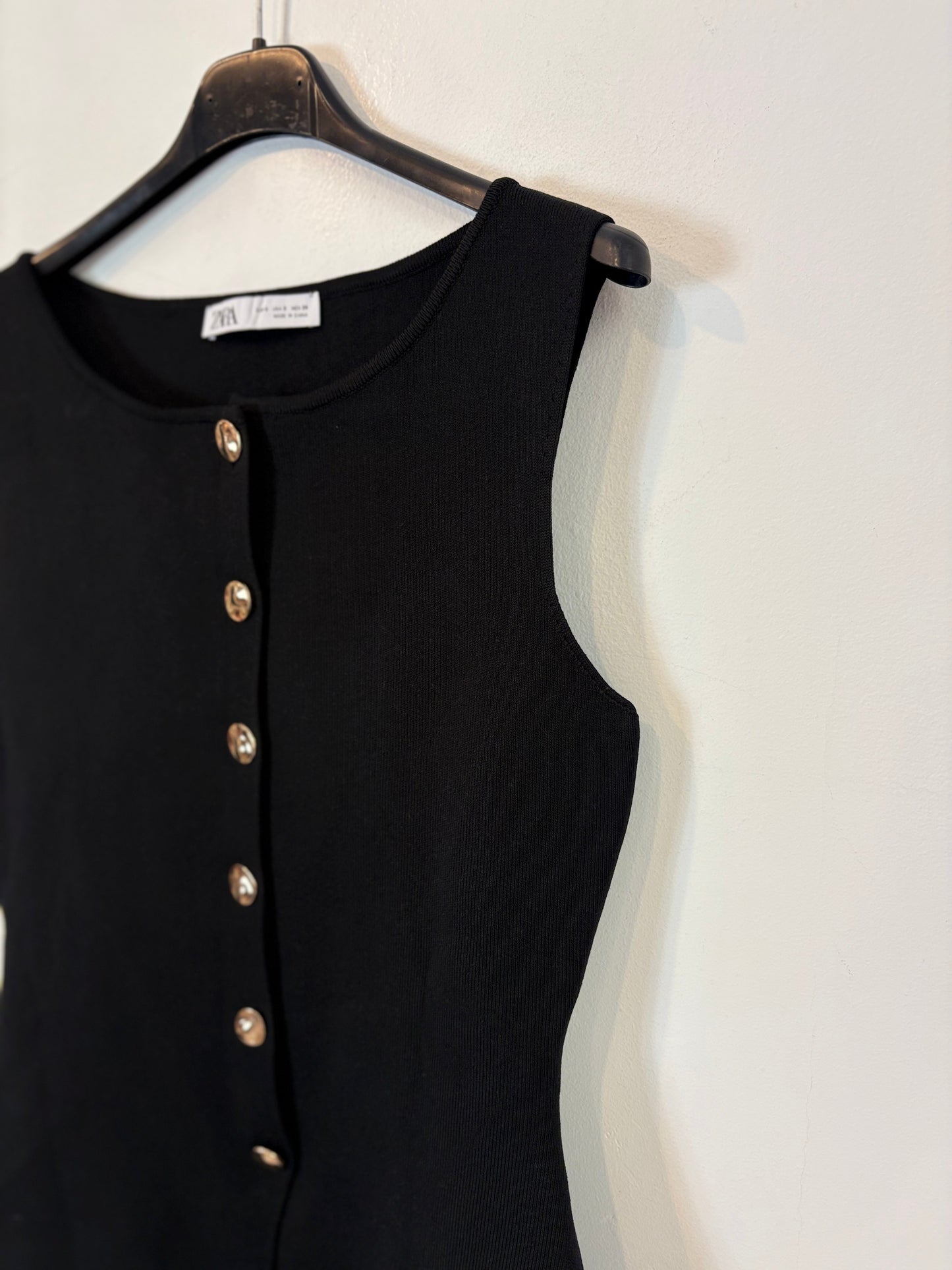 ZARA. Black stretch knit set. TS