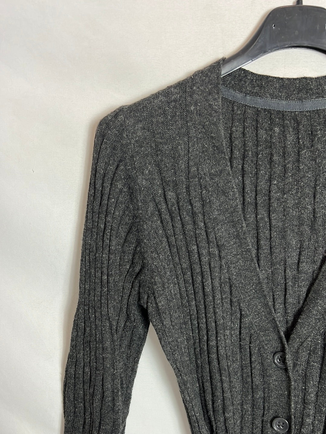 OTHER. Gray ribbed cardigan with belt. Ts/m
