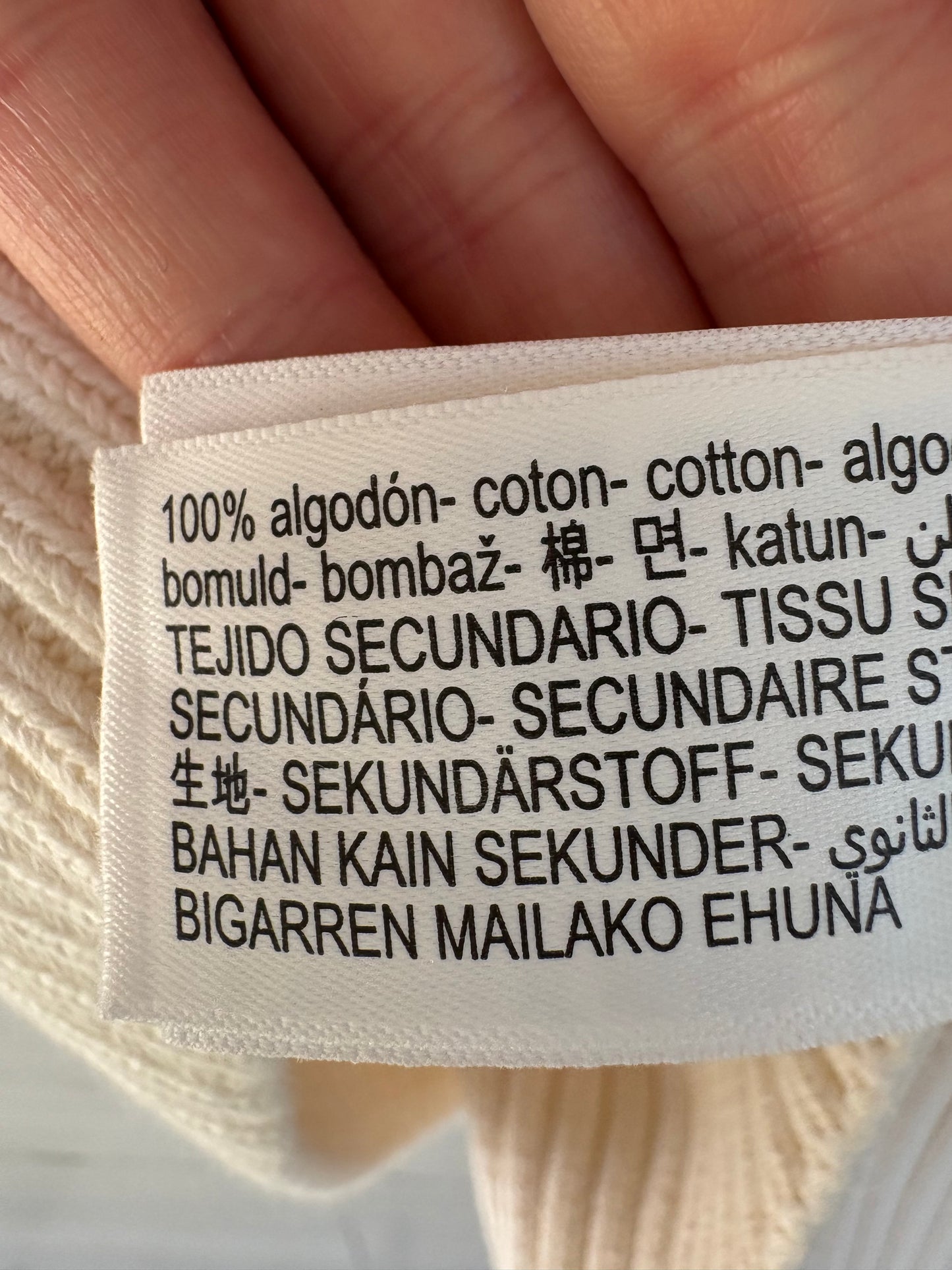 MASSIMO DUTTI. Top punto beige claro. T M