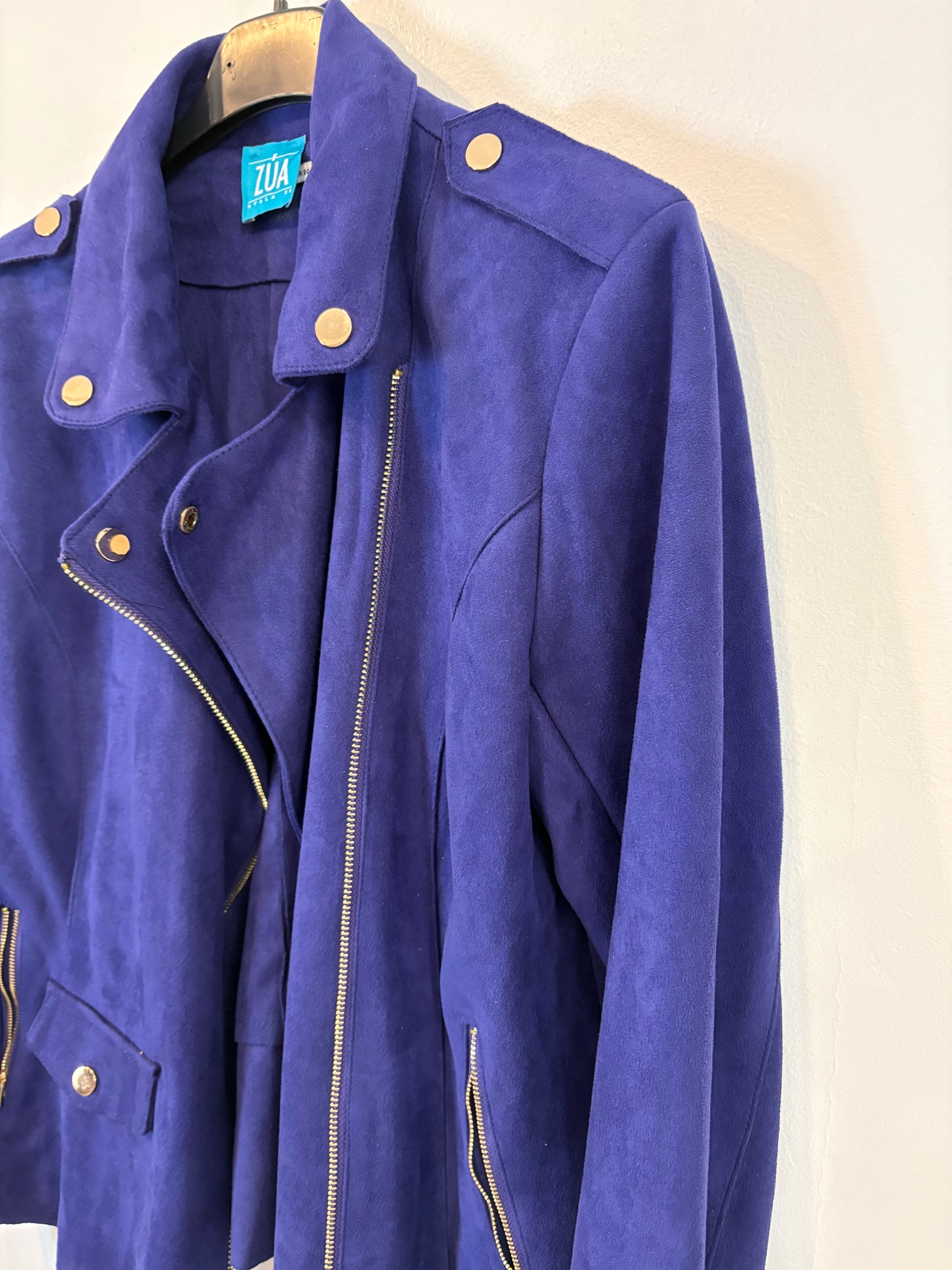 ZUA. Chaqueta antelina cremallera. T  (S/M)