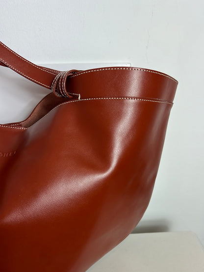 MÖHEL. Bolso marrón piel tote