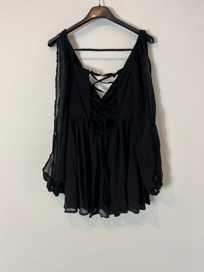 OTRAS. Mono corto negro fluido. T M