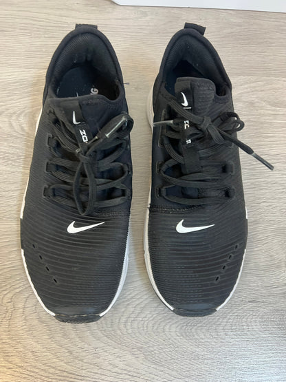 NIKE ZOOM. Black sneakers size 39