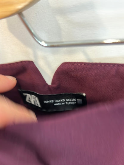 ZARA. Burgundy dress pants T.xs