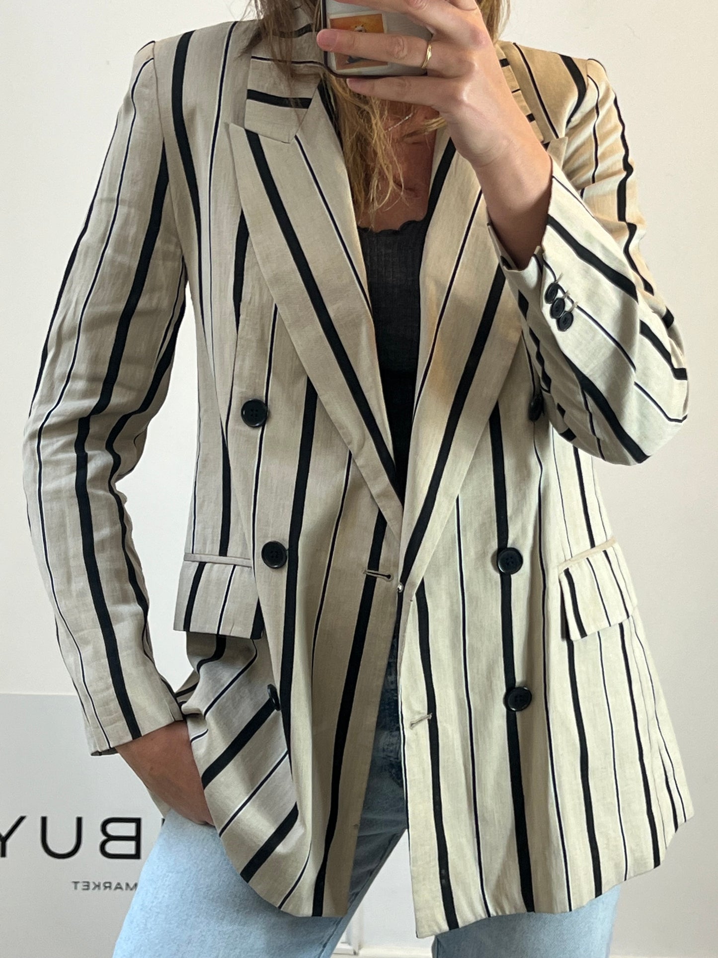 ZARA. Chaqueta color tostado rayas. T M