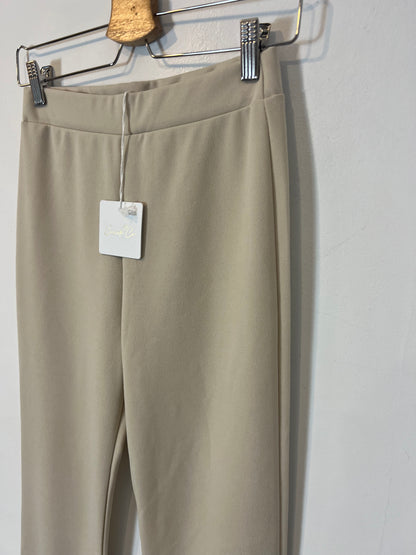 CARLOTA&amp;CO. Slightly flared beige trousers. TS/M