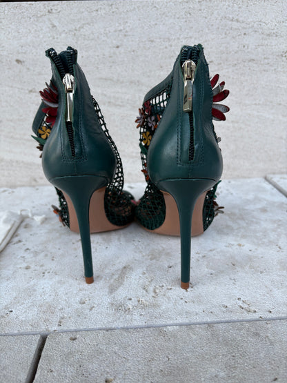 ZARA. Sandalias piel flores. T 36