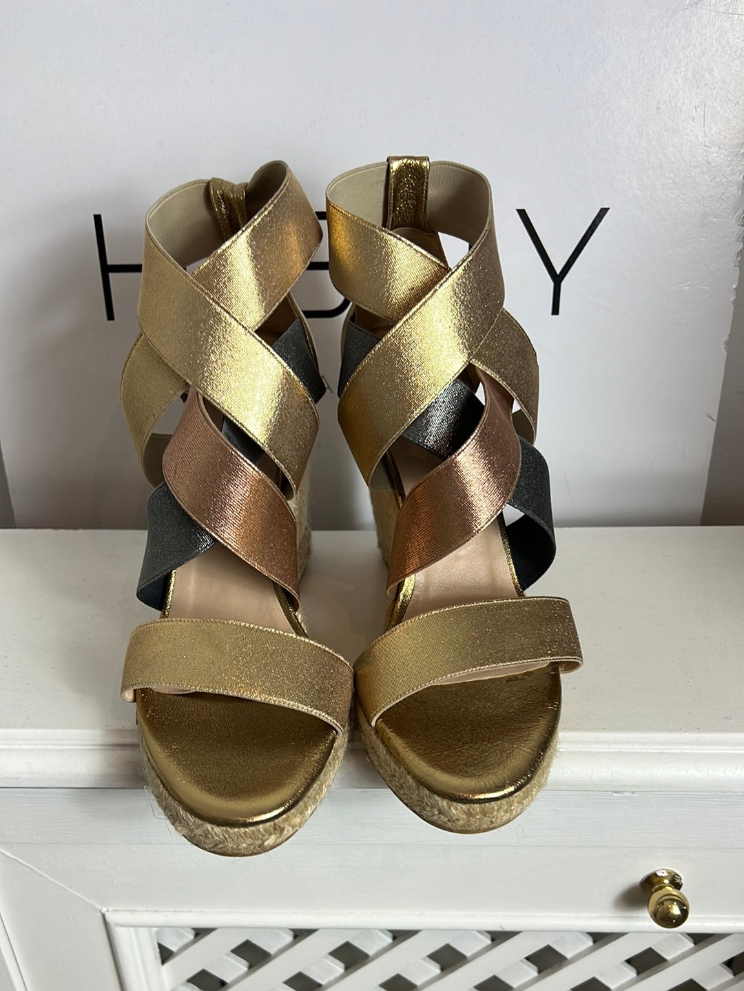 CASTAÑER.  Cuña esparto tiras tricolor. T 40