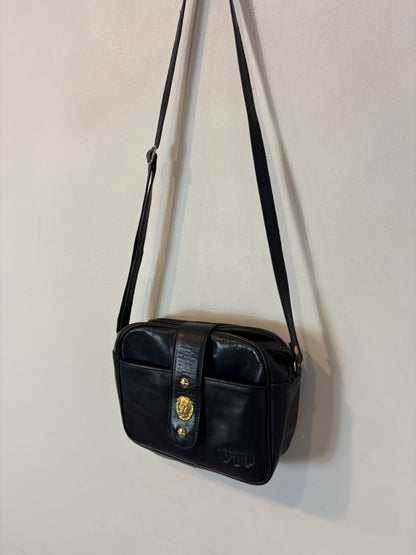 OTRAS. Bolso azul piel vintage