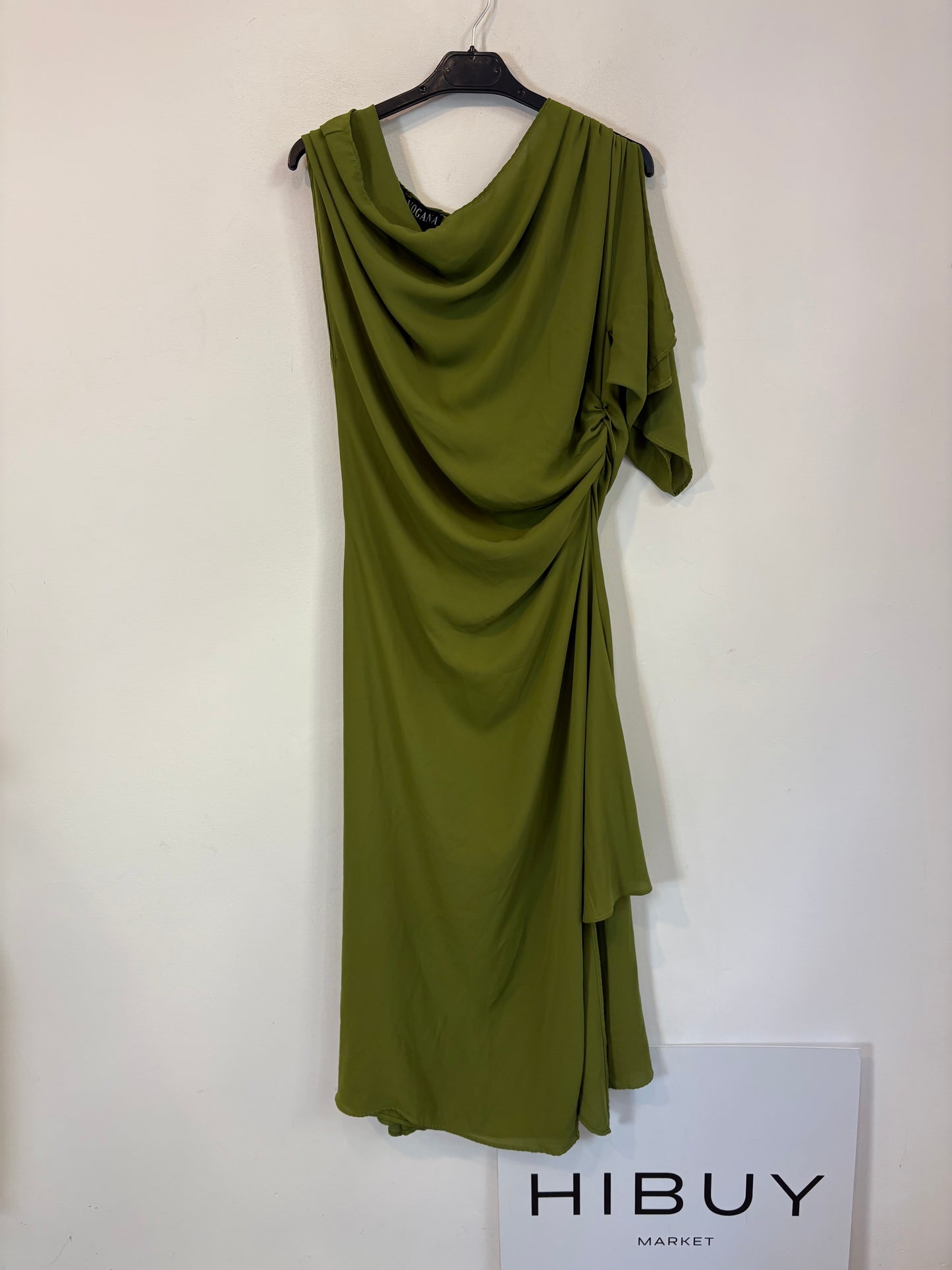 VOGANA. Vestido largo fluido asimétrico